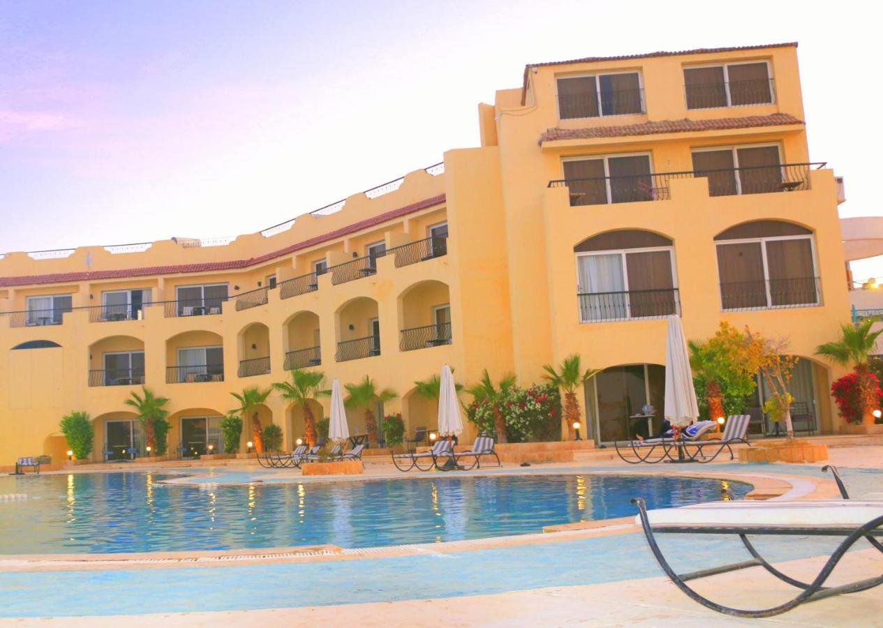 Royal Naama Bay Resort Sharm El-Sheikh Exterior foto