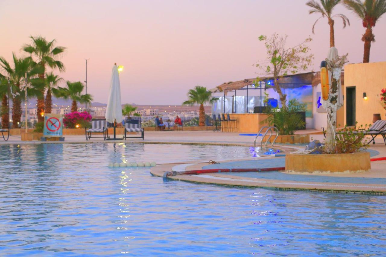 Royal Naama Bay Resort Sharm El-Sheikh Exterior foto