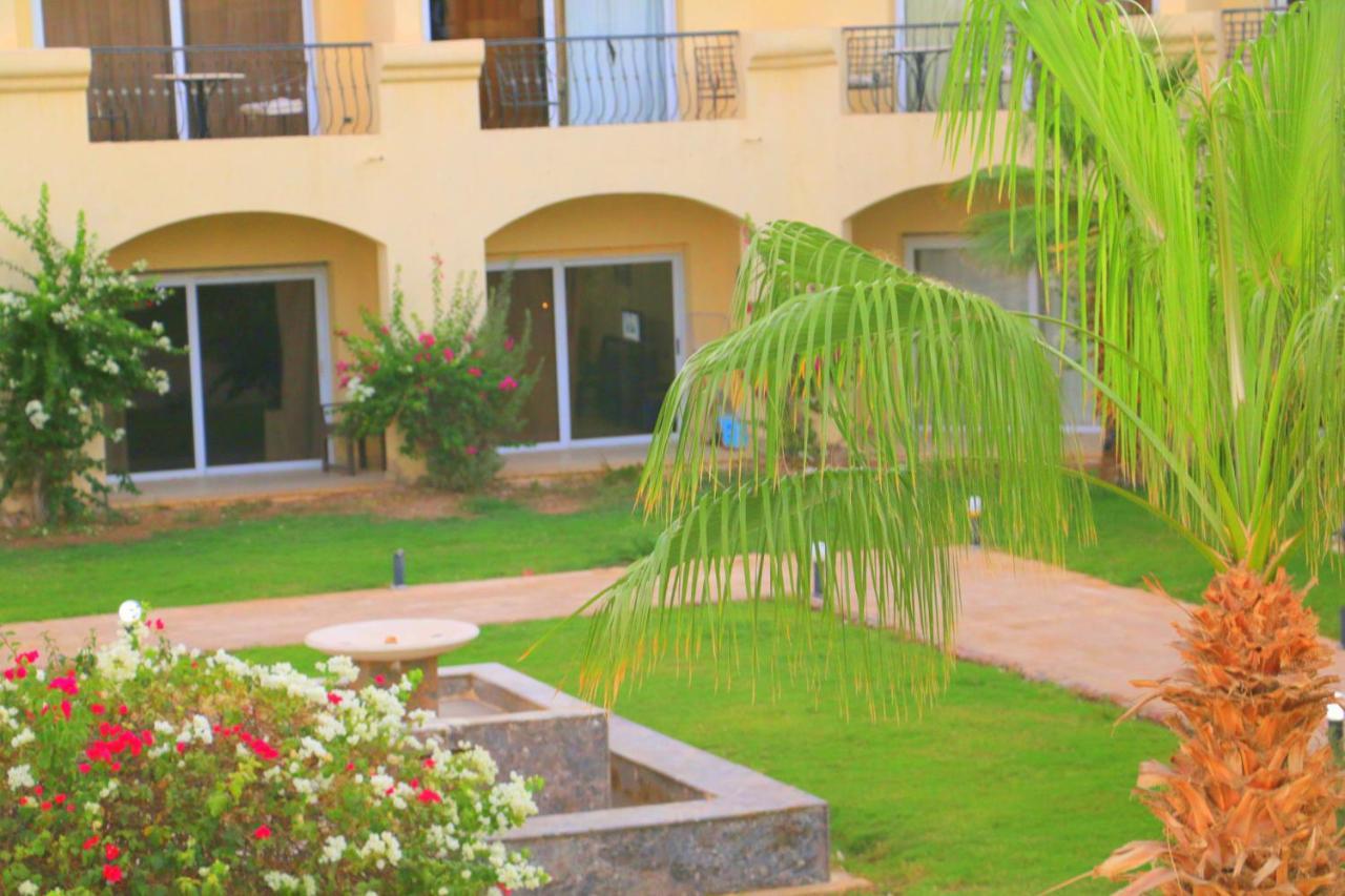 Royal Naama Bay Resort Sharm El-Sheikh Exterior foto